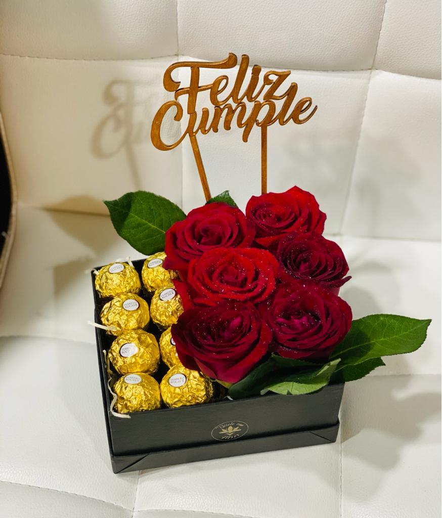 Orden alfabetico Salvaje Abiertamente Box Cumpleaños - Rosas & Ferrero Rocher + Topper - Díselo con Flores
