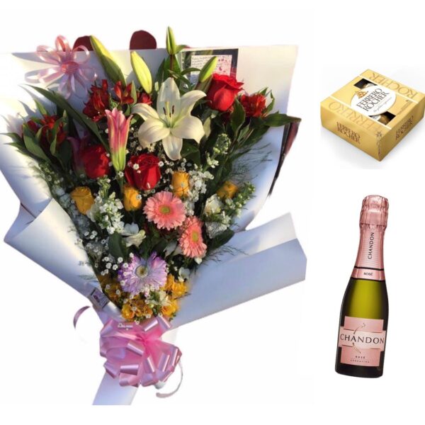 Ramo Multicolor Premium + Bombones + Chandon 187 ml