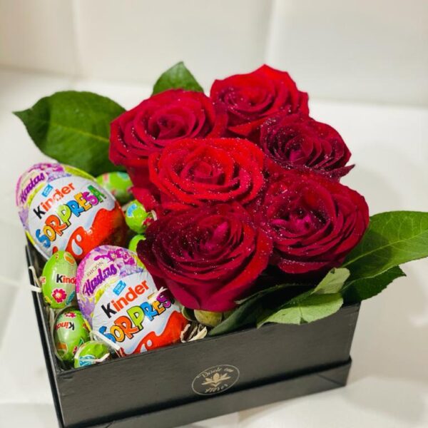 Box Kinder - Rosas & Mini Huevos
