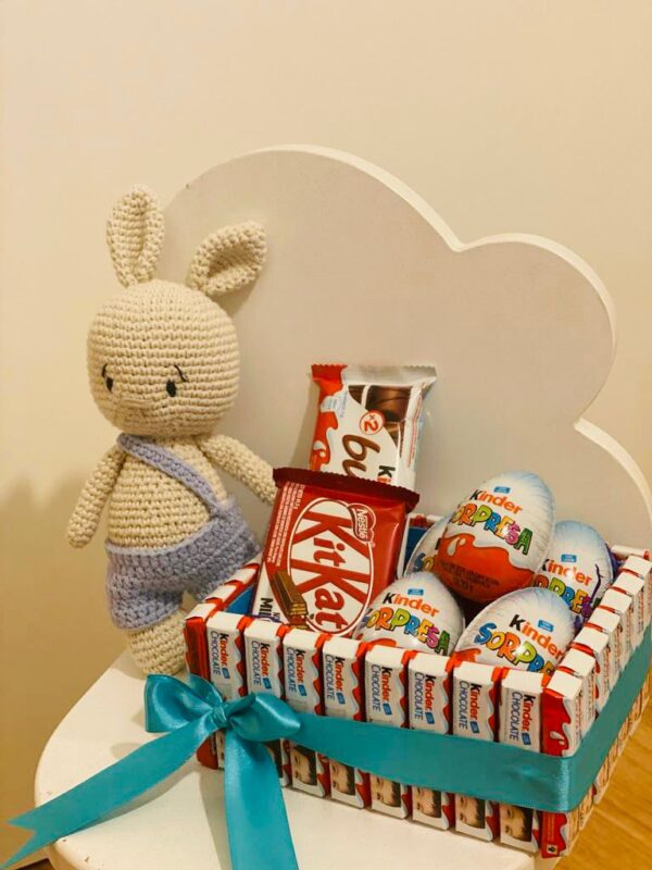 Box Kinder Celeste + Amigurumi