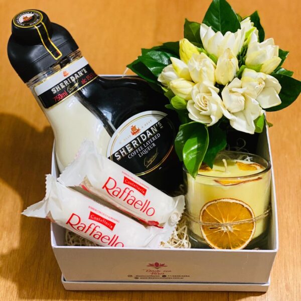 Box Sheridan's + Vela Aromatica + Ferrero Rocher + Jazmines
