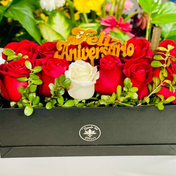Box Aniversario ( 12 rosas + topper)