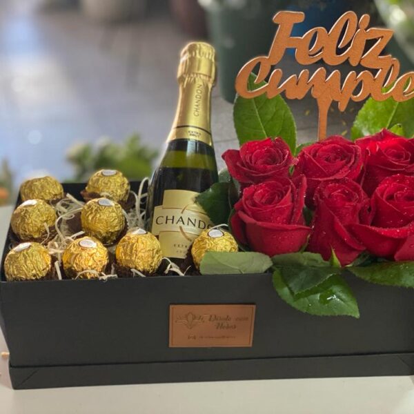 Box Cumpleaños - Rosas Rojas + Bombones + Chandon 187 ml + Topper