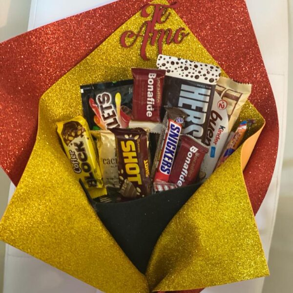 Ramo de Chocolates " Te Amo"