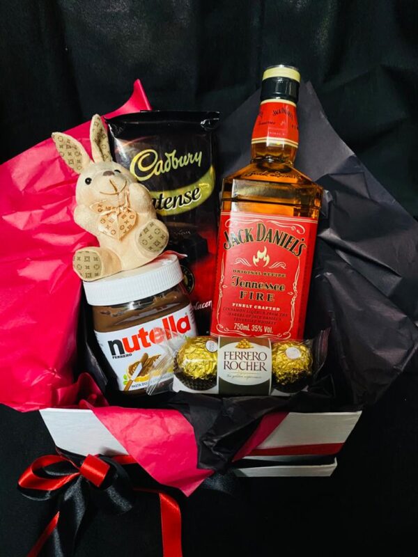 Box Jack Daniels Fire + Delicatessen