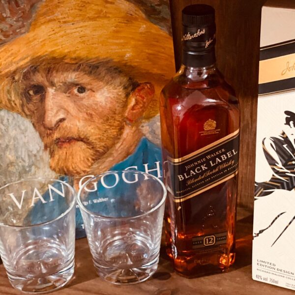 Estuche de Regalo Johnnie Walker Black + 2 vasos originales