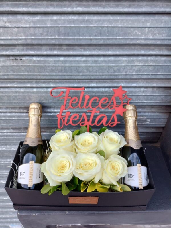 Box " Felices Fiestas" - Rosas Blancas + 2 Chandon 187 ml + Topper