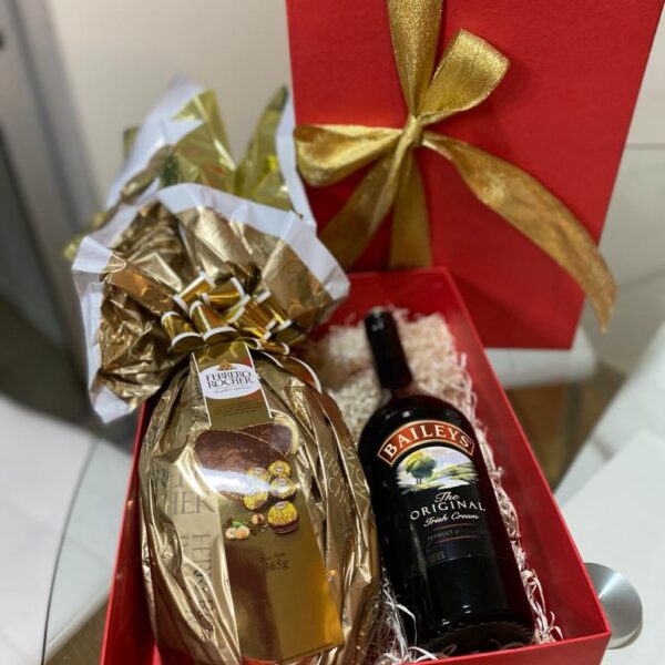 Box Rojo - Huevo de Pascua Ferrero Rocher 365g + Baileys 750 ml