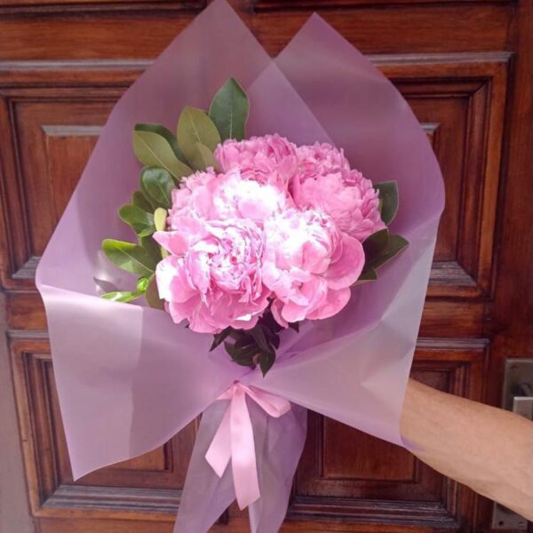 Ramo de 6 Peonias Rosadas