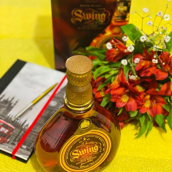 Johnnie Walker Swing 750 ml