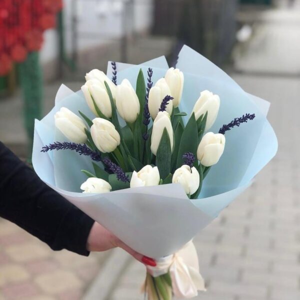 Ramo de 12 Tulipanes Blancos