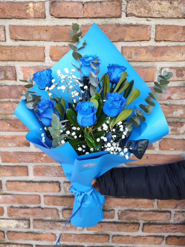 Ramo de 6 Rosas Azules