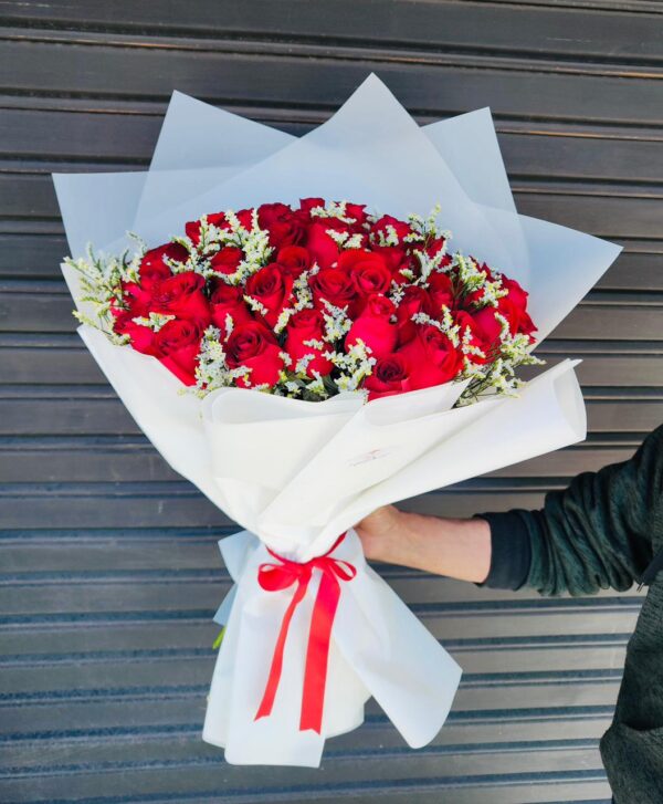 50 Rosas Rojas Nacionales