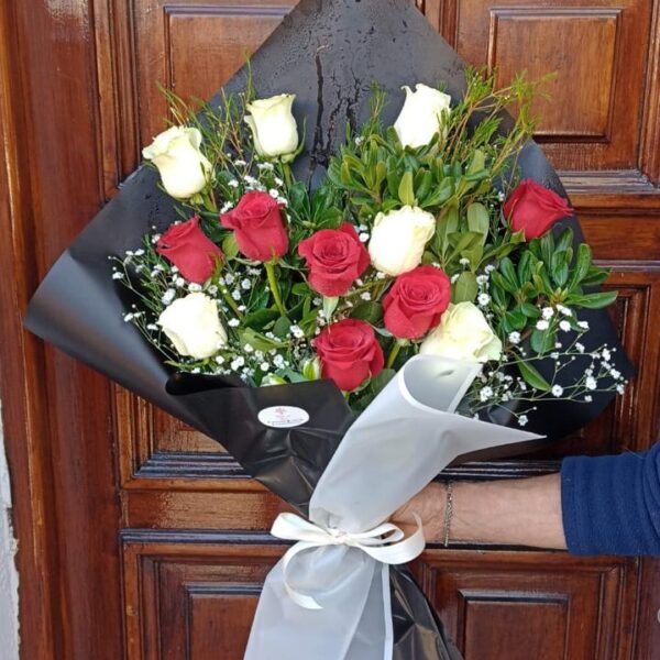 12 Rosas Importadas ( Rojas y Blancas)