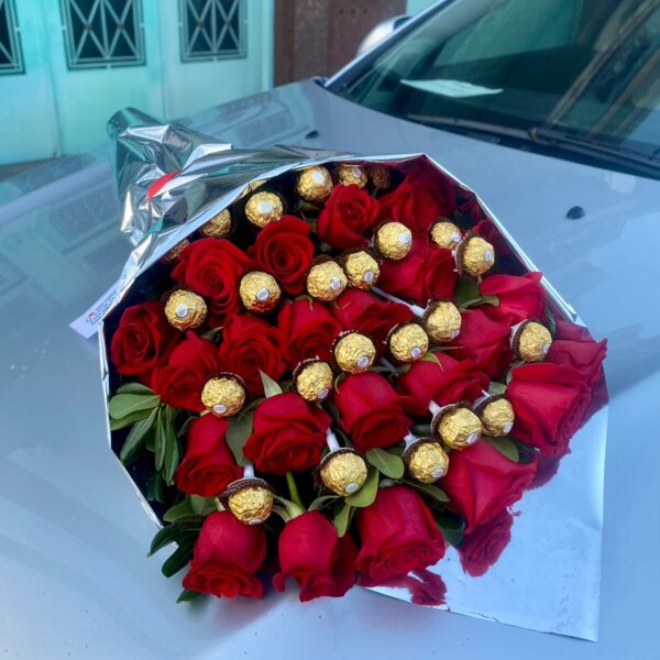 Regalo Original Premium - Rosas Rojas y Ferrero Rocher