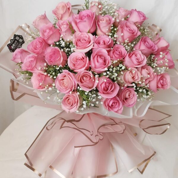 Ramo de 50 Rosas Rosadas Importadas