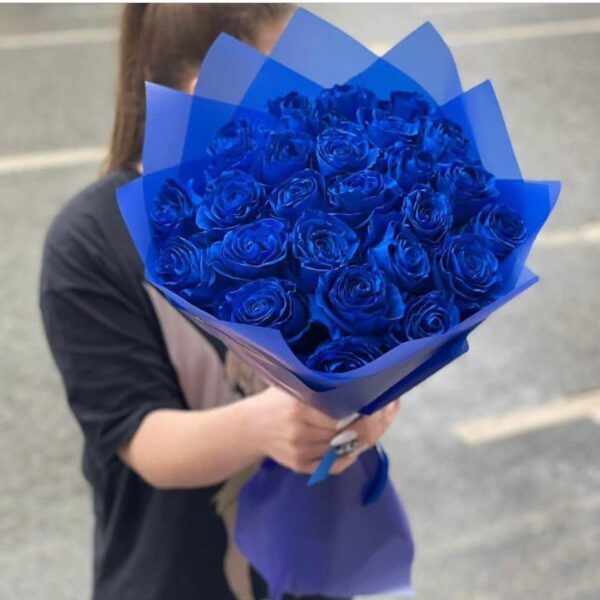 Ramo de 50 Rosas Azules Importadas