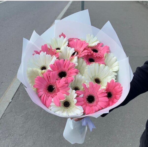 Ramo de Gerberas Blancas y Rosadas