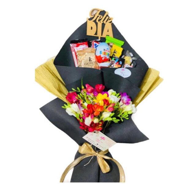 Ramo de Chocolates + Fresias + Topper " Feliz Dia"