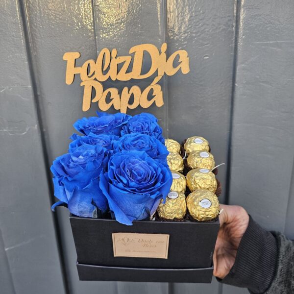 Box de Rosas Azules " Feliz Dia Papa"