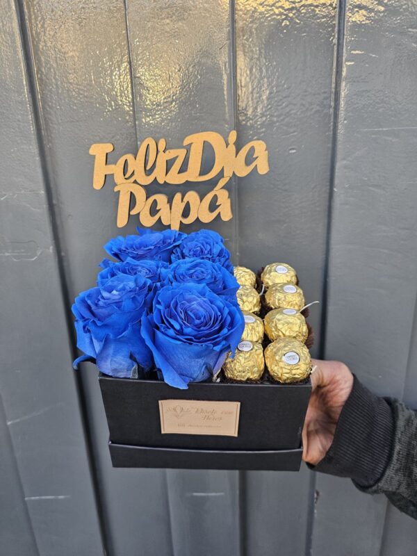 Box de Rosas Azules " Feliz Dia Papa"